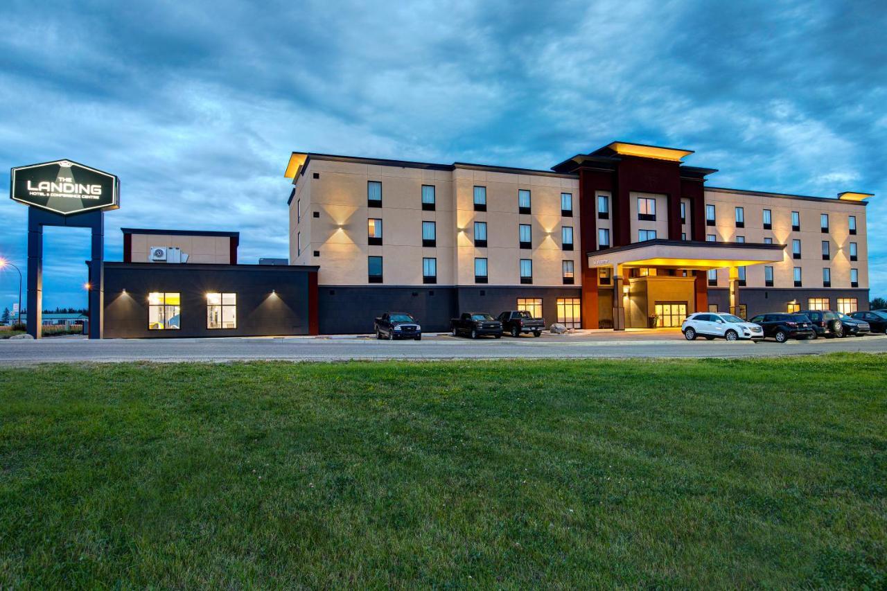 The Landing Hotel & Conference Centre St. Paul Экстерьер фото